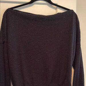 Treasure & Bond Black Off-the-Shoulder Sweater with Chunky Knit and Relaxed Fit